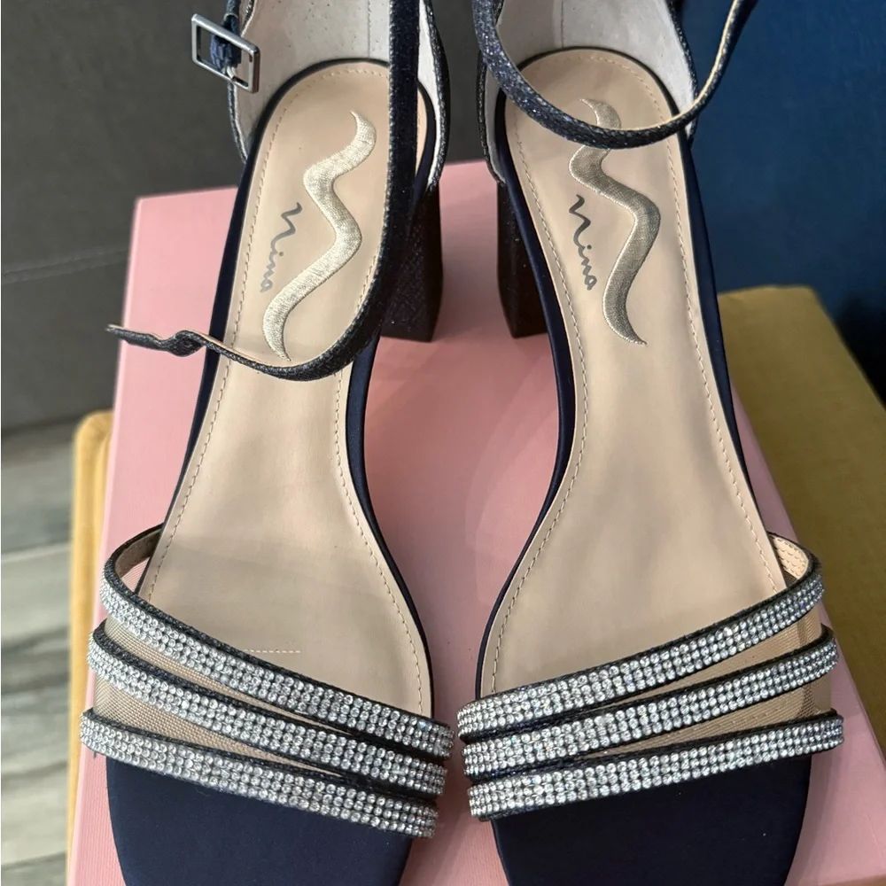 Beautiful navy with rhinestone heels